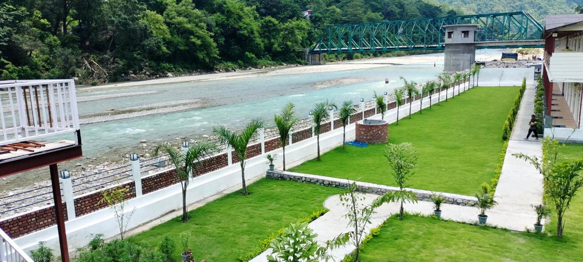 Qcent Woods Resort & Spa, Rishīkesh 외부 사진
