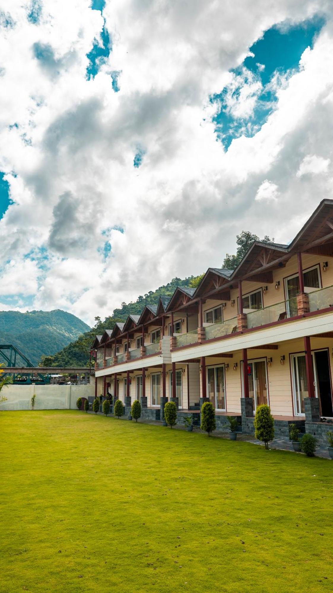 Qcent Woods Resort & Spa, Rishīkesh 외부 사진